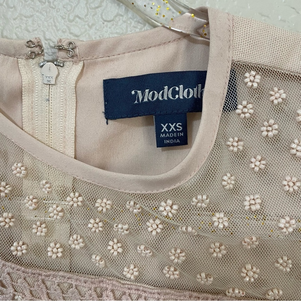 ModCloth Embroidery Floral Dress - Picture 7 of 7